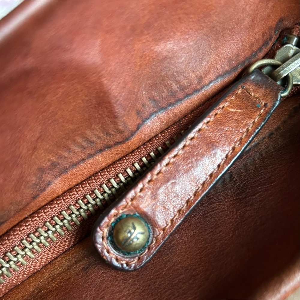 Frye Roxanne Large Hobo Bag, Whiskey color - Picture 16 of 16